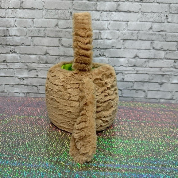 Animal Adventures Tan Bunny Rabbit EASTER BASKET Cuddly Plush Green Fabric Lined - Picture 4 of 10